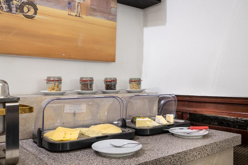 קלן Hotel Leonet מראה חיצוני תמונה